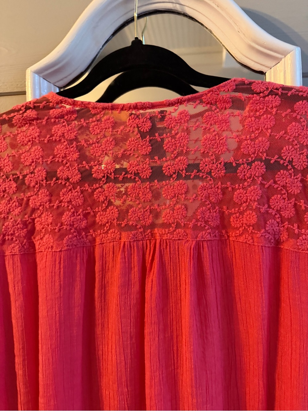 new directions Coral Lace Yoke V-Neck Peasant Tunic - Picture 8 of 9